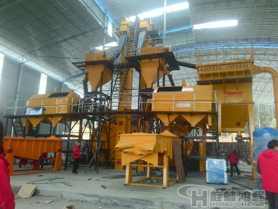 石英砂磨機(jī)，石英砂自磨機(jī)，磨粉機(jī)，制砂機(jī)