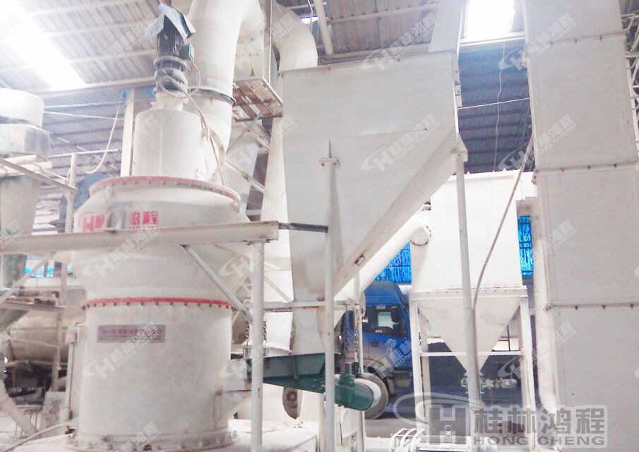 80-800目貝殼磨粉機(jī)，貝殼雷蒙磨粉機(jī)，經(jīng)濟(jì)型貝殼磨粉機(jī)-桂林鴻程HC系列縱擺式磨粉機(jī)