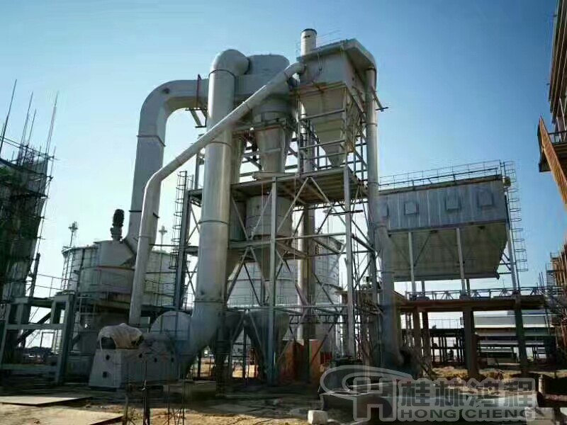 桂林鴻程磨粉機雄姿 安裝團(tuán)隊汗水與努力的見證 客戶滿意 讓客戶購置的磨粉機早日投產(chǎn)