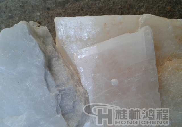 長(zhǎng)石，長(zhǎng)石粉，長(zhǎng)石的用途